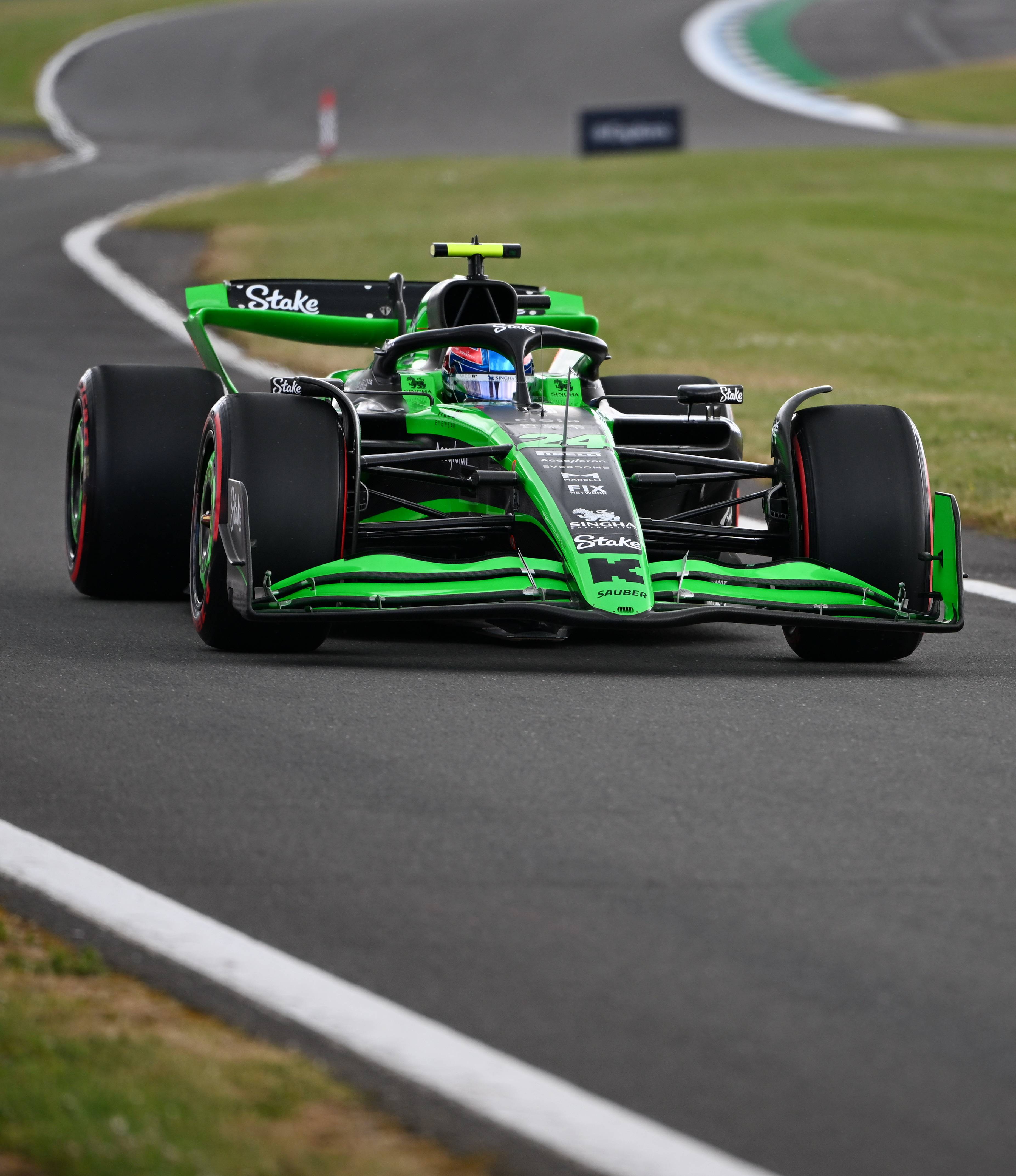 开云体育2026-索伯车队逆转红牛车队,周冠宇刷新纪录 第2张 开云体育2026-索伯车队逆转红牛车队,周冠宇刷新纪录 第2张