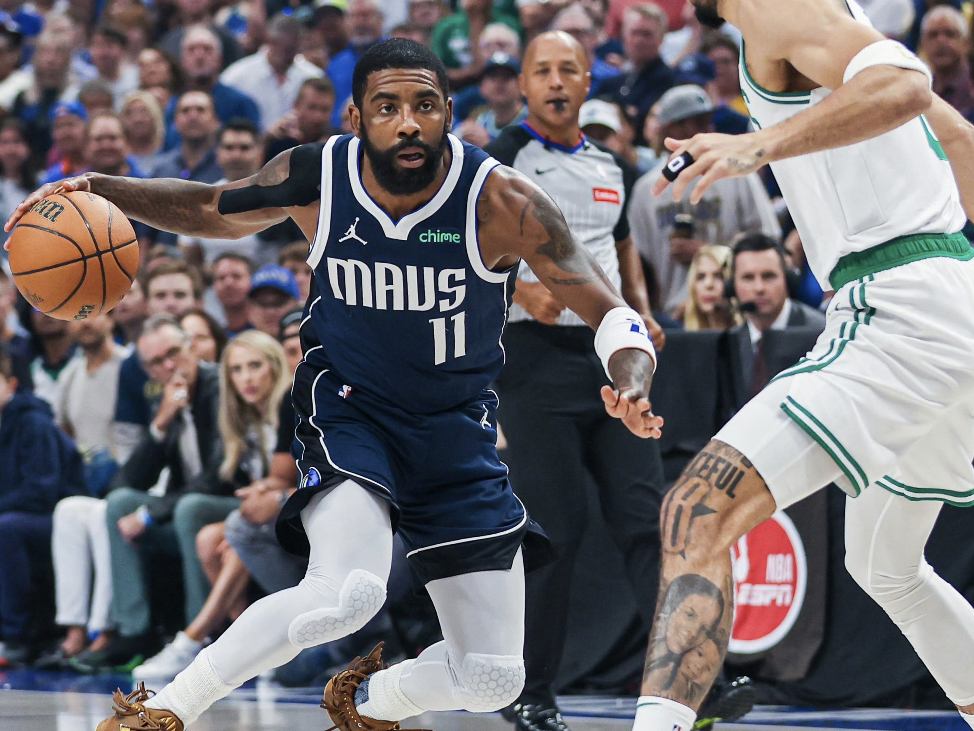 开云体育中国-辽宁队鏖战魔术，欧文高光表现