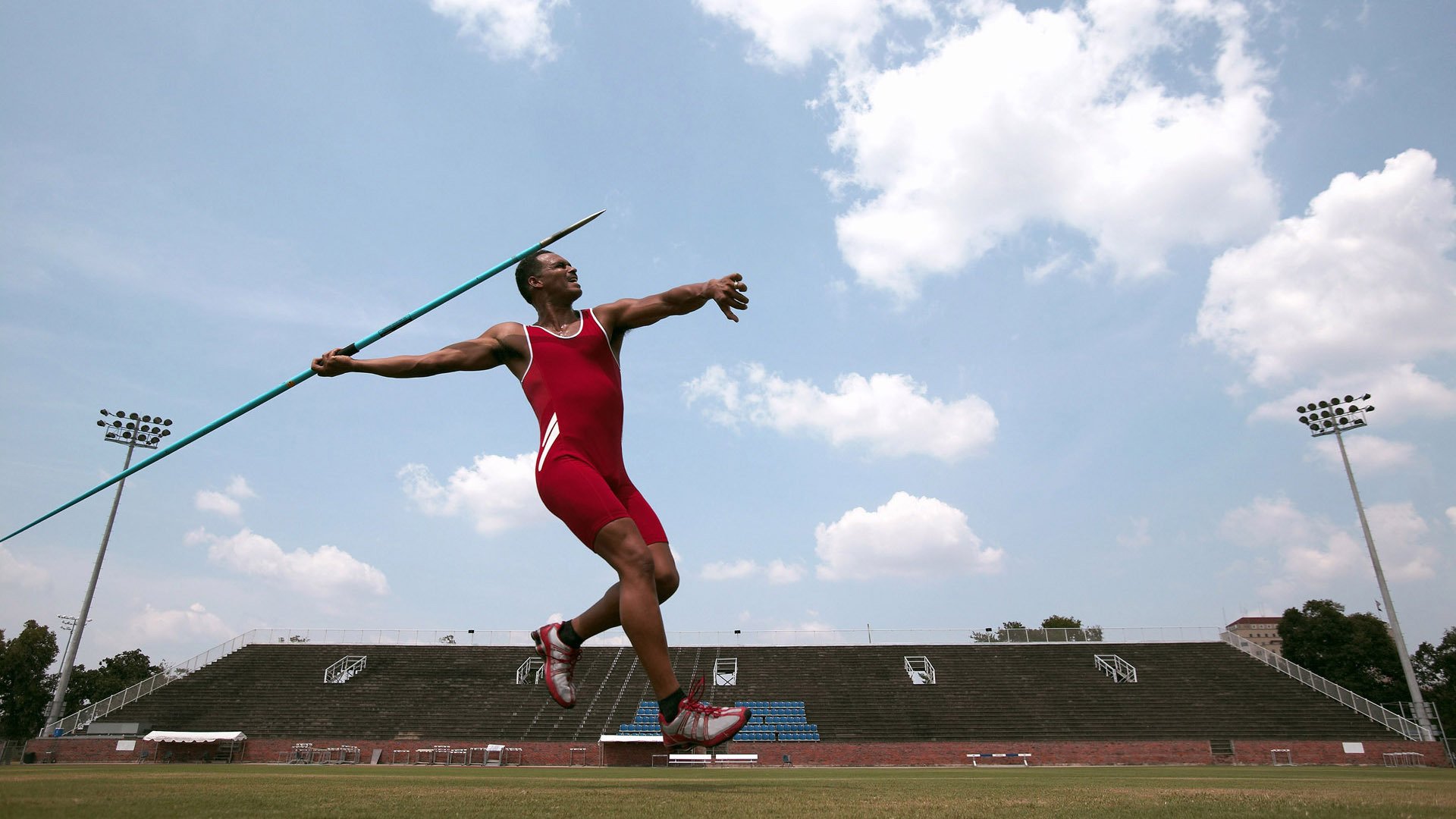 开云体育下载-凯恩的沉默与世界的喧嚣，当足球成为全球化时代的权力镜像  第2张