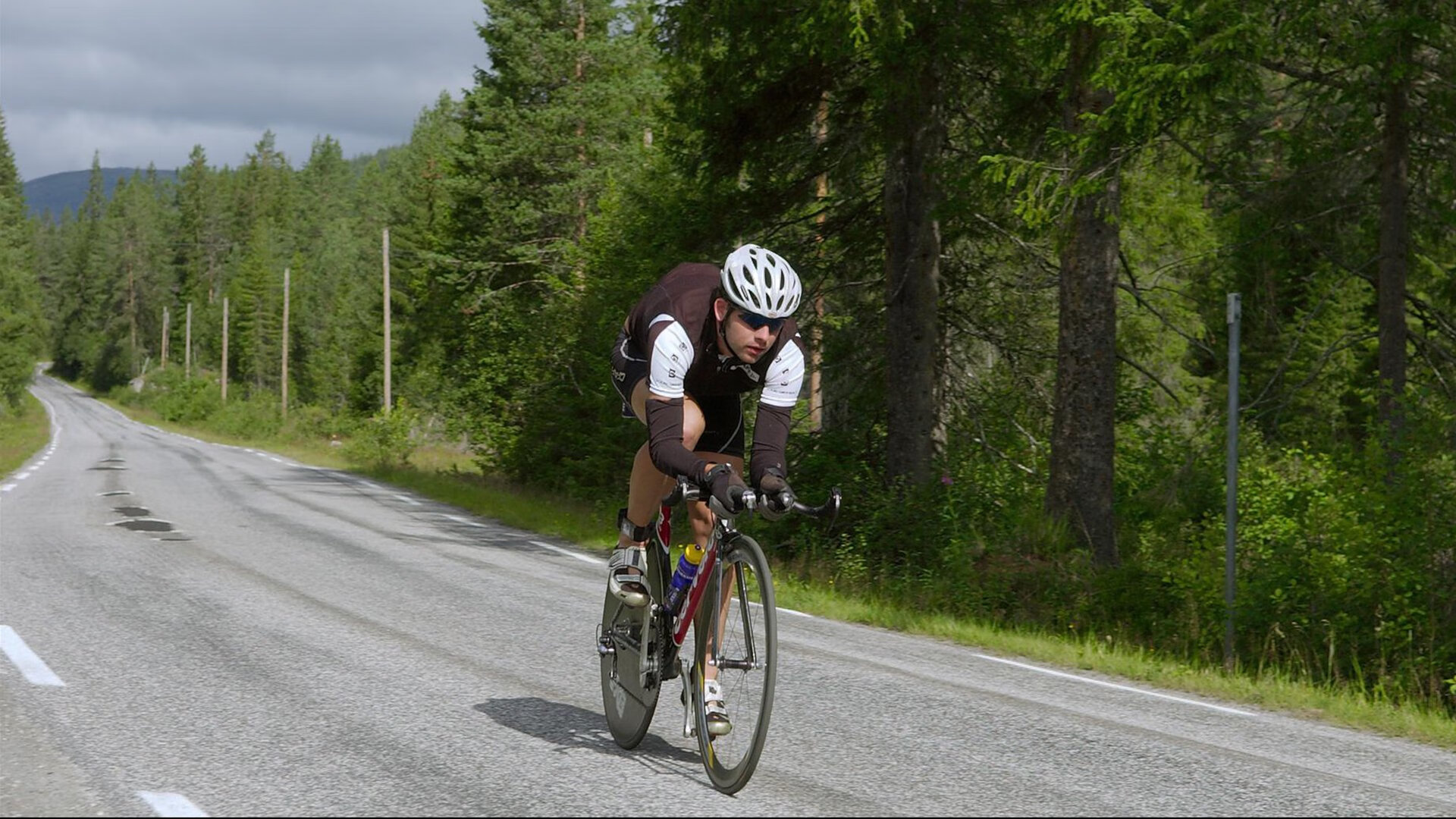 开云体育2026-皮克接管世界排名之战，当委内瑞拉压制尼斯，足球版图如何重构？  第2张